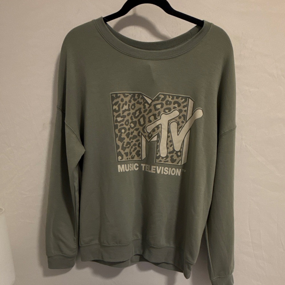 MTV Green Graphic Logo Crewneck Pullover Fleece Sweatshirt Size M Supersoft